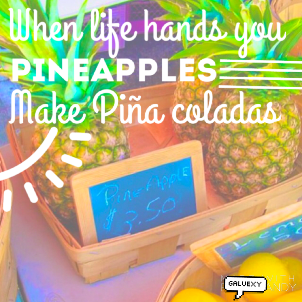 Pineapples all the way🍍🍍