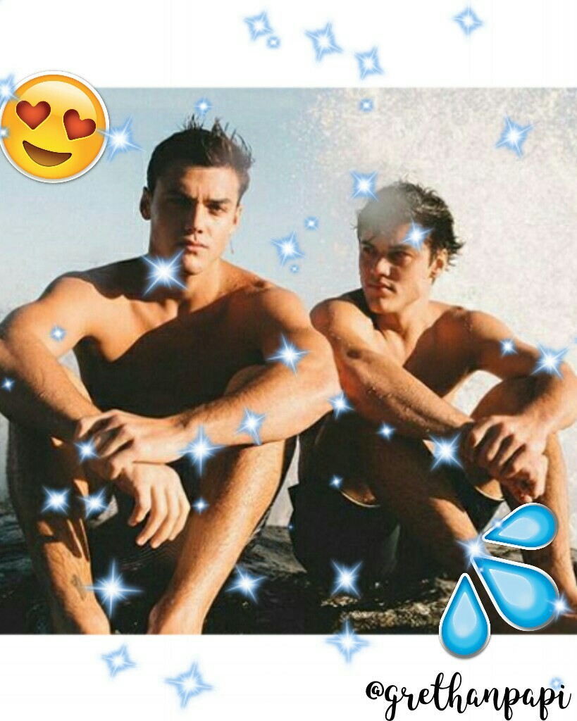 more @grethanpapi content💖TAP⬇⬇
 follow us on insta and like and comment saying that you're from pic collage and you'll get a shoutout!!!