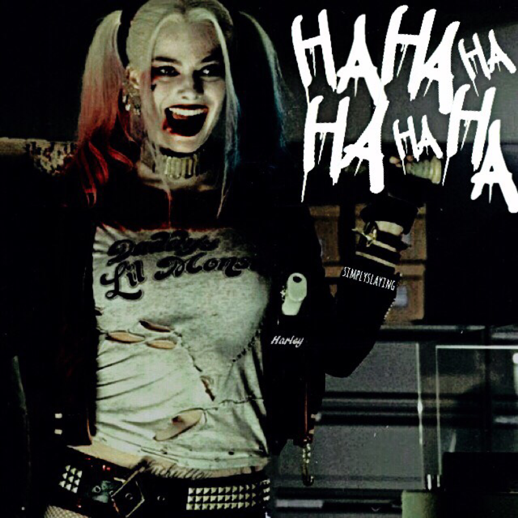 wooOoOoOo!! second edit everrrrrr! this is Harley Quinn from Suicide Squad!!