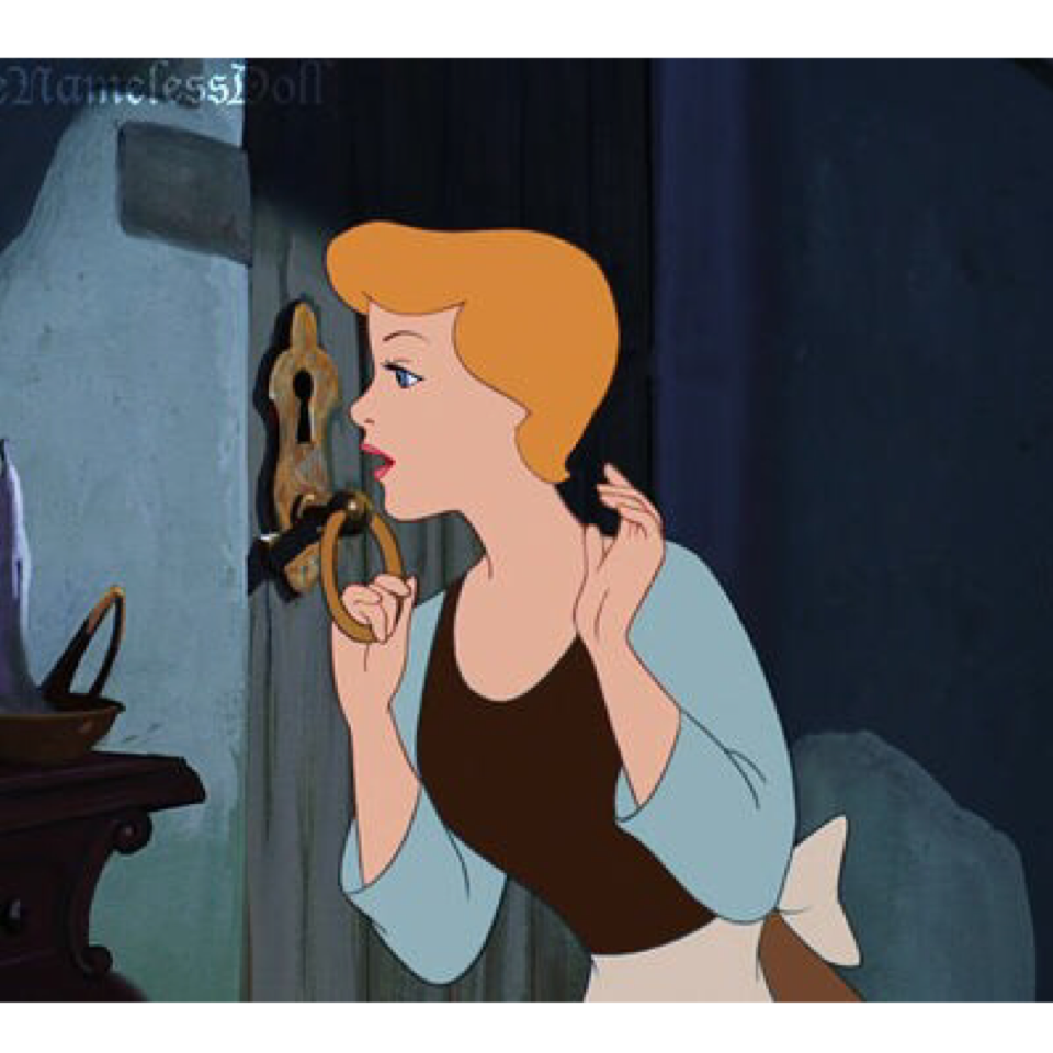 -Description-

Princess Cinderella with short hair (a CUTE pixie cut on this girl!)