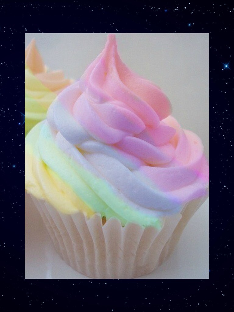 Rainbow cupcakes=YUM!