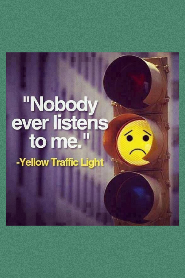 Yellow traffic light 🙁